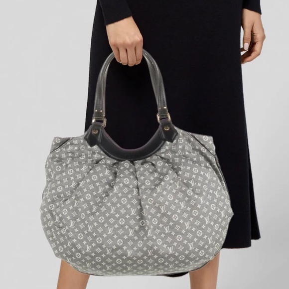 Louis Vuitton Idylle Fantaisie Bag - Picture 1 of 16